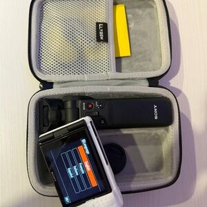 Sony ZV-1F Black with Creator Package and 64gb SD Card